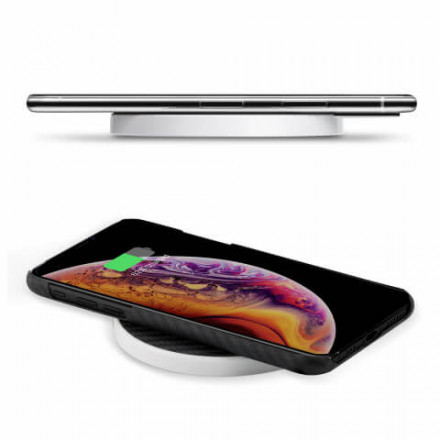 Зарядное устройство для iPhone 11Pro Max от MagEZ Pad Pitaka с кевларовым покрытием